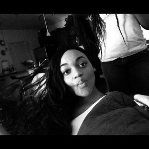 Meet your Posher, Imoni